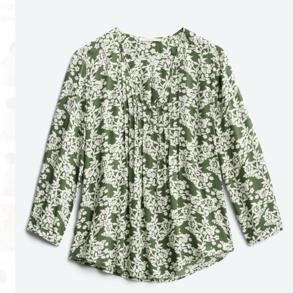 Fun2Fun-Marley Pleated Detail Top- NWT - Picture 1 of 3